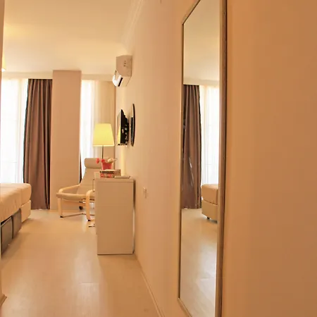 Gazde/Camere de închiriat Lady Rose Sarıgerme